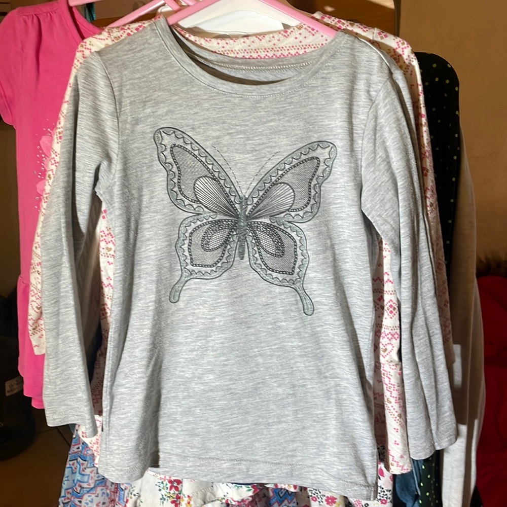 Girls long sleeve gray top